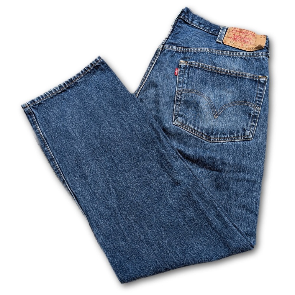 Levi's 501 Mens Jeans Blue 40x32 Button Fly Denim Fly,Pockets Medium Wash W40
